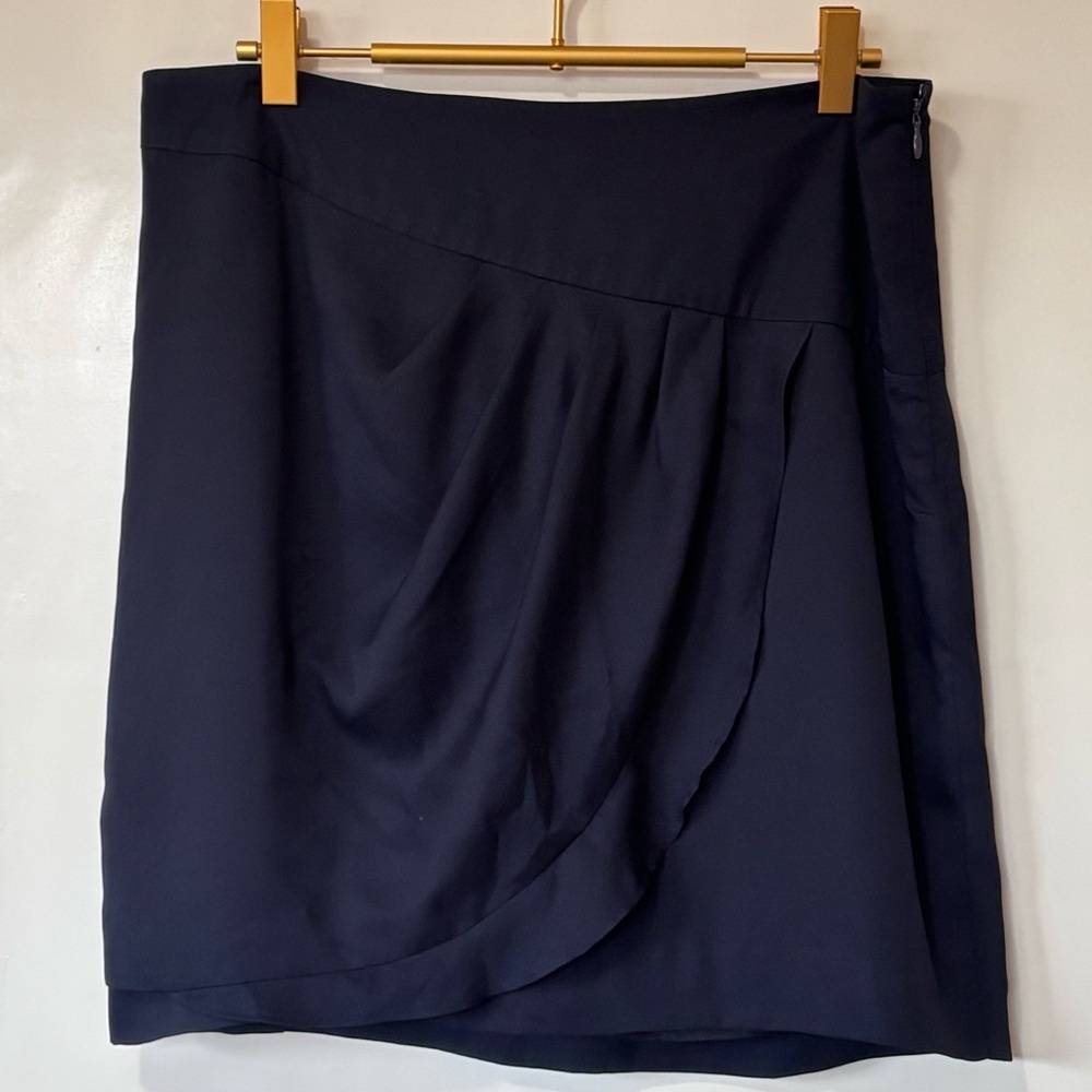 Banana Republic| Navy Blue Silky Pleated Faux-Wrap Lined Mini Skirt Sz 8